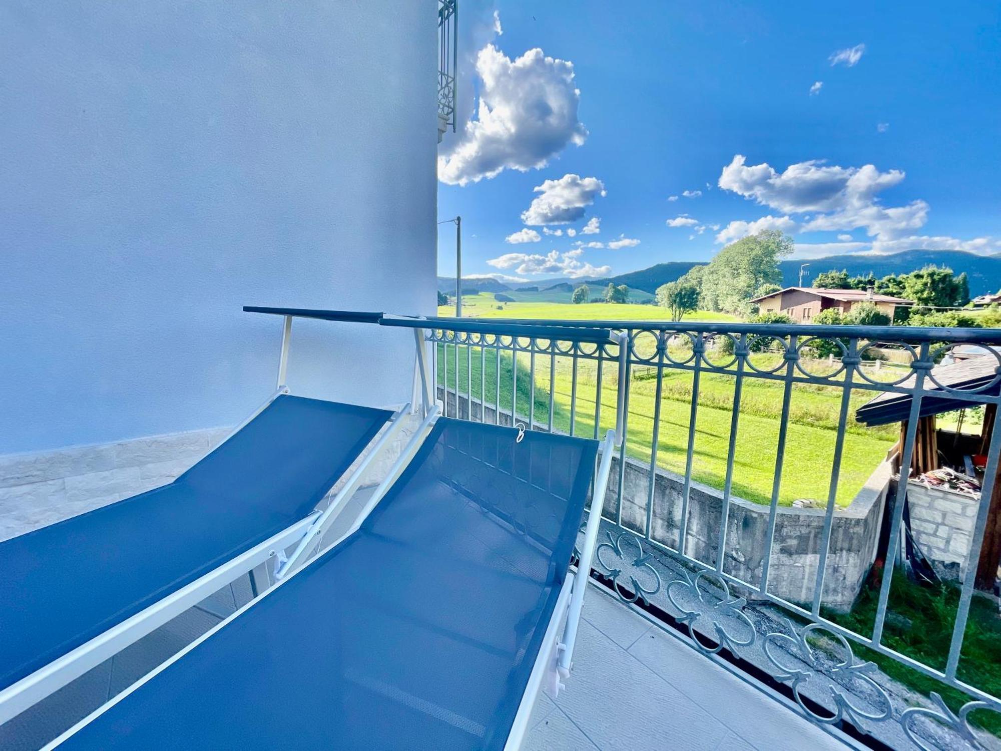Villa Iris - La Prima Villa Vacanze Nell'Altopiano 아지아고 외부 사진
